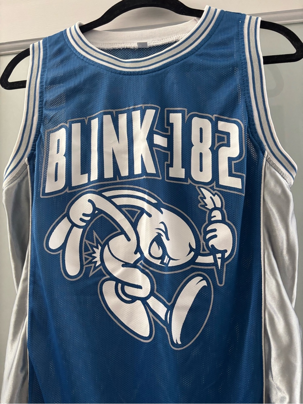 Blink 182 Jersey - Picture 2 of 4